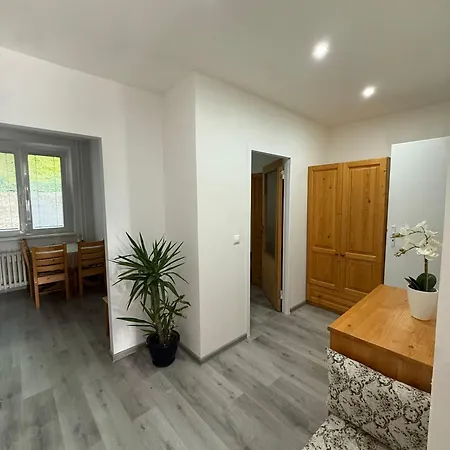 Apartmán S Velkou Terasou V Srdci Trencina Trencin